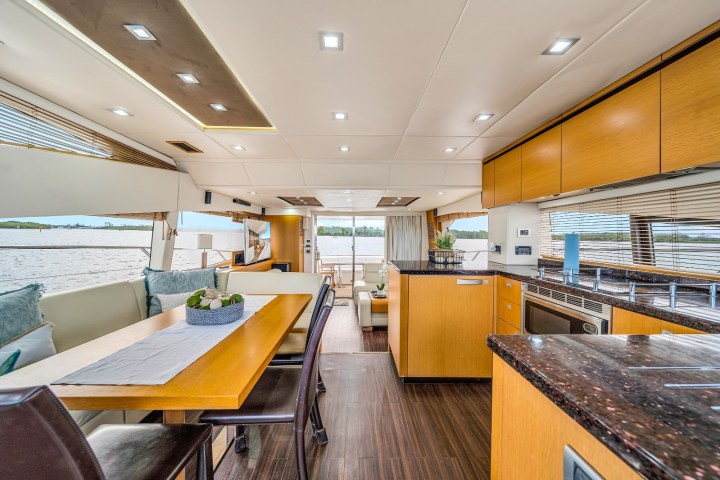 70' SunSeeker - Yacht Rental in Miami, Florida