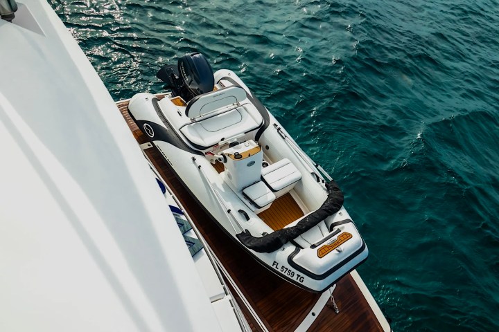 75' SunSeeker - Yacht Rental in Nassau, Bahamas