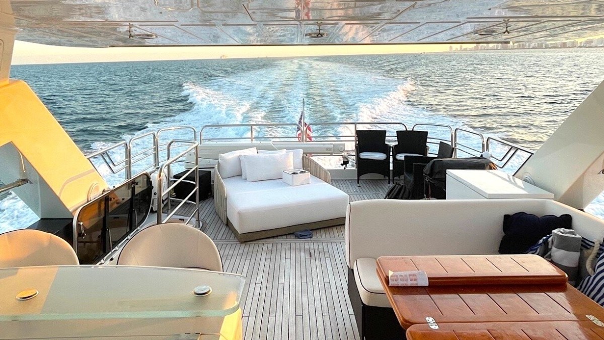 90' SunSeeker - Yacht Rental in Miami, Florida