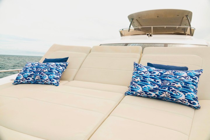 75' SunSeeker - Yacht Rental in Nassau, Bahamas