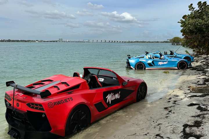 JetCar - Water Toy Rentals for Boat & Yacht Charters