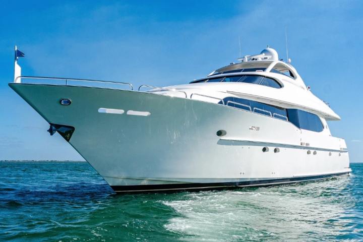 94' Lazzara - Yacht Rental in St. Petersburg, Florida