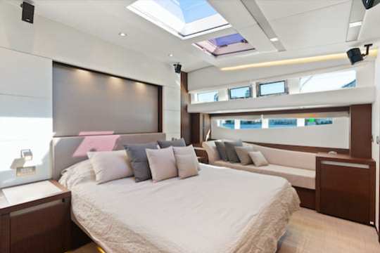 75' Prestige - Yacht Rental in Aventura, Florida