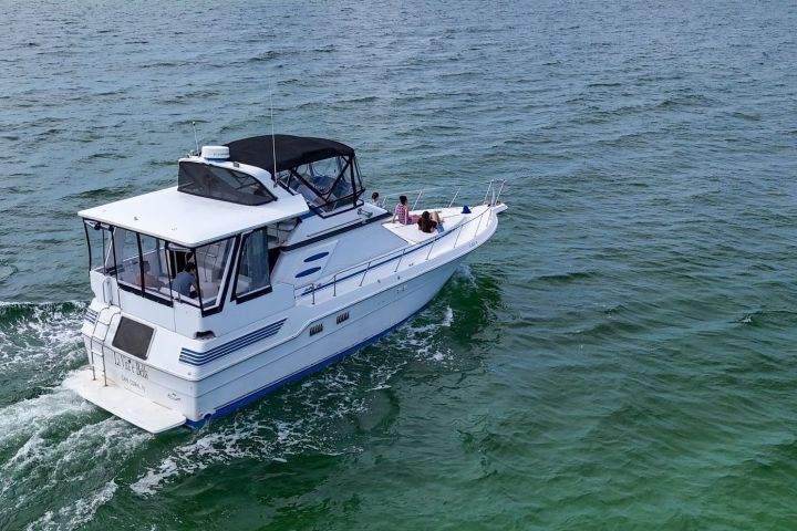 50' SeaRay - Yacht Rental in Cape Coral, Florida