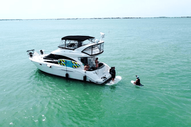 44' Meridian - Boat Rental in Cape Coral, Florida
