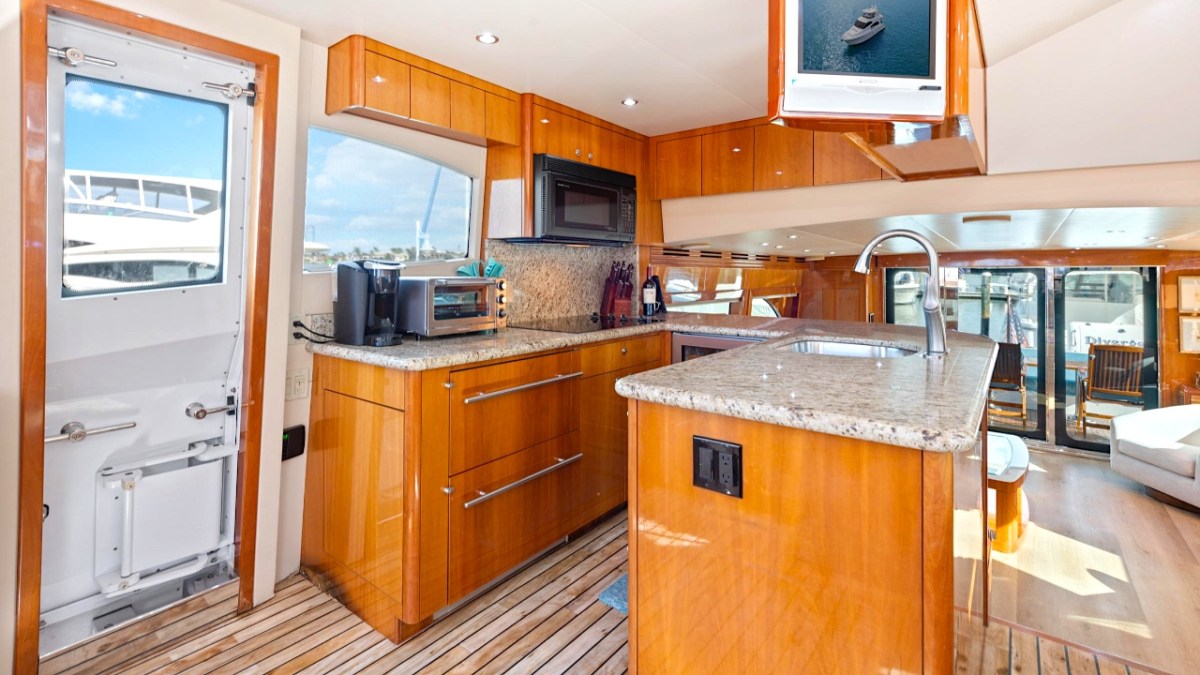 64' Hatteras - Yacht Rental in Marco Island, Florida