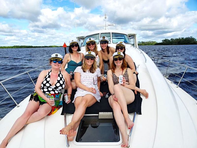 50' SeaRay - Yacht Rental in Cape Coral, Florida