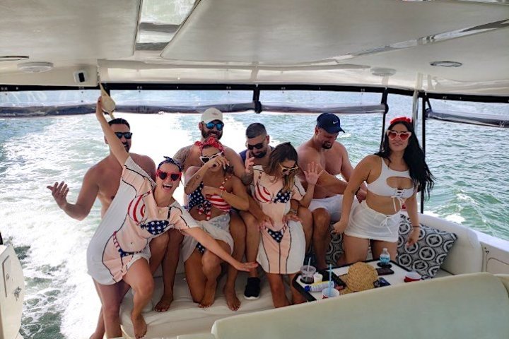 50' SeaRay - Yacht Rental in Cape Coral, Florida