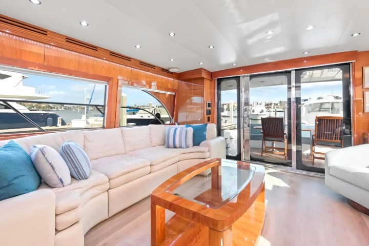 64' Hatteras - Yacht Rental in Marco Island, Florida