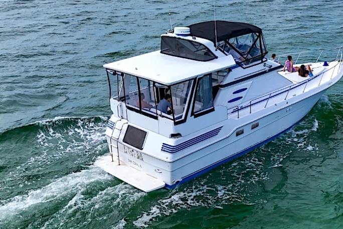 50' SeaRay - Yacht Rental in Cape Coral, Florida