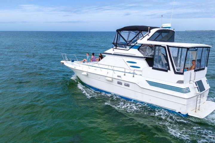 50' SeaRay - Yacht Rental in Cape Coral, Florida