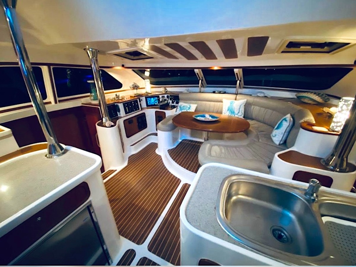 50' Africat - Yacht Rental in Fort Myers, Florida