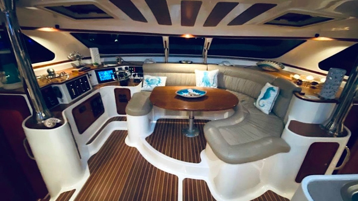 50' Africat - Yacht Rental in Fort Myers, Florida