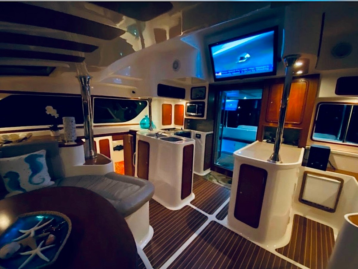 50' Africat - Yacht Rental in Fort Myers, Florida