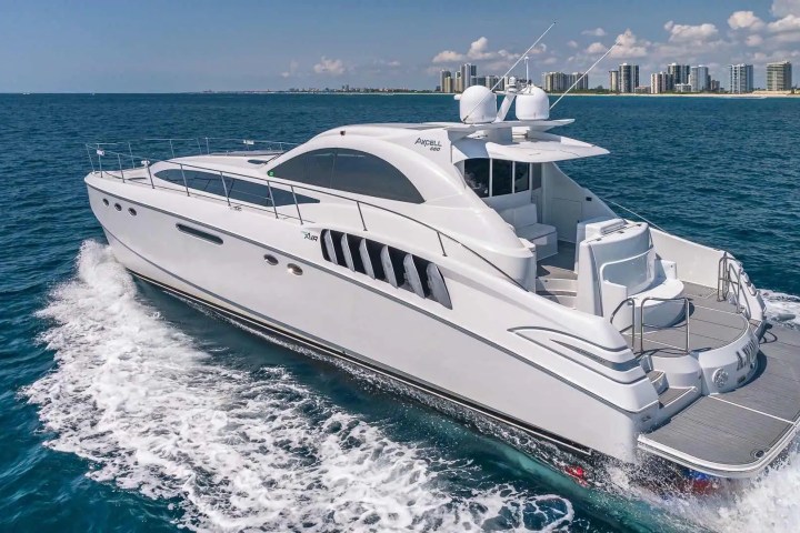 65' Axcell - Yacht Rental in Palm Beach Gardens, Florida