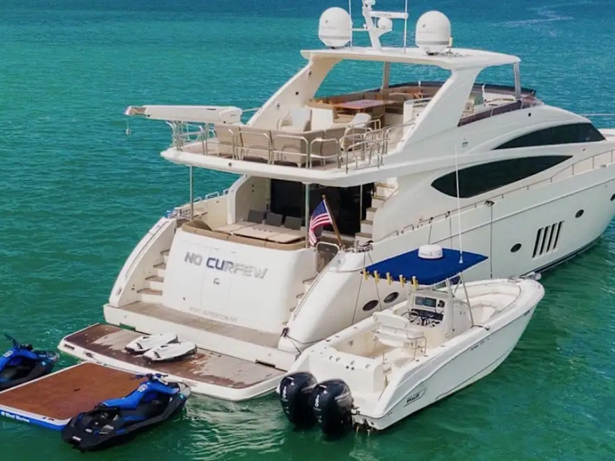 85' Princess - Yacht Rental in Stuart, Florida