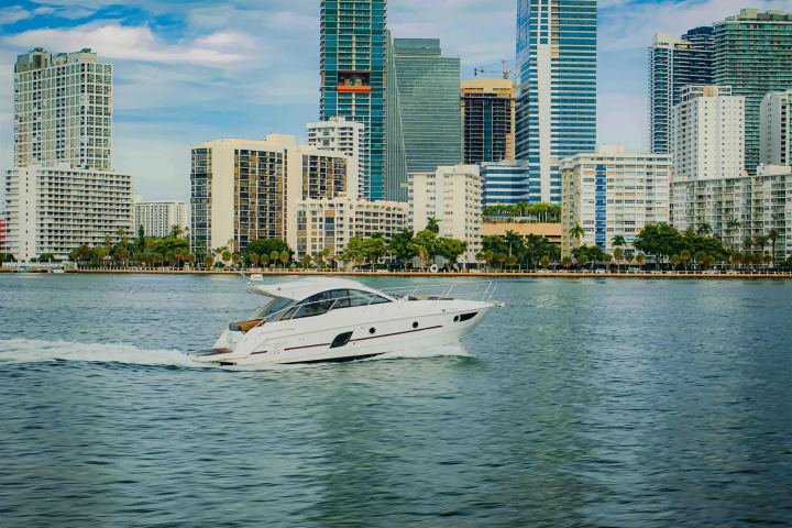 38′ Beneteau side‑profile cruising Key Biscayne