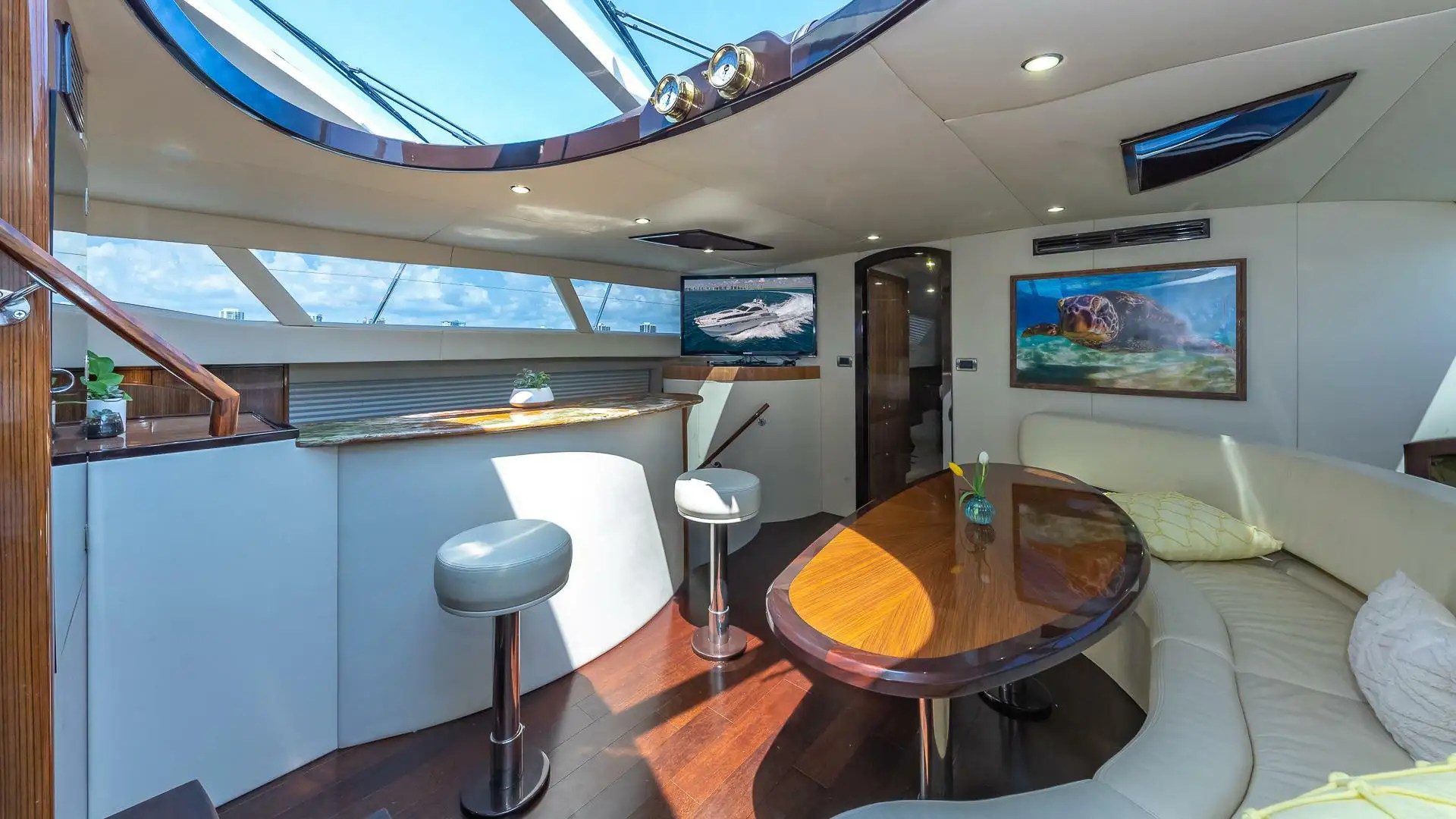 65' Axcell - Yacht Rental in Palm Beach Gardens, Florida