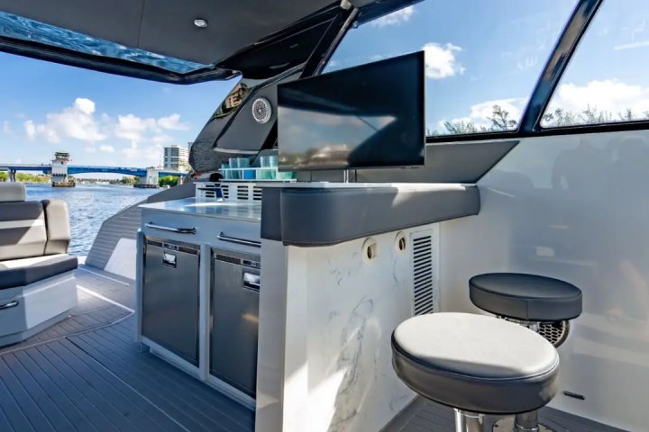 42' Cruisers - Boat Rental in Siesta Key, Florida