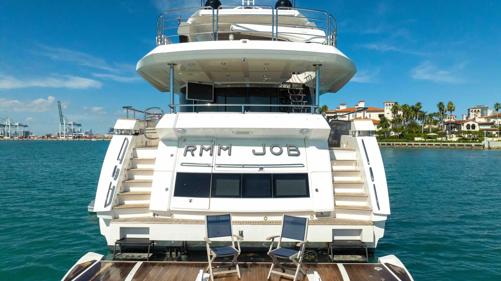 96' Sunseeker - Yacht Rental in Miami Beach, Florida