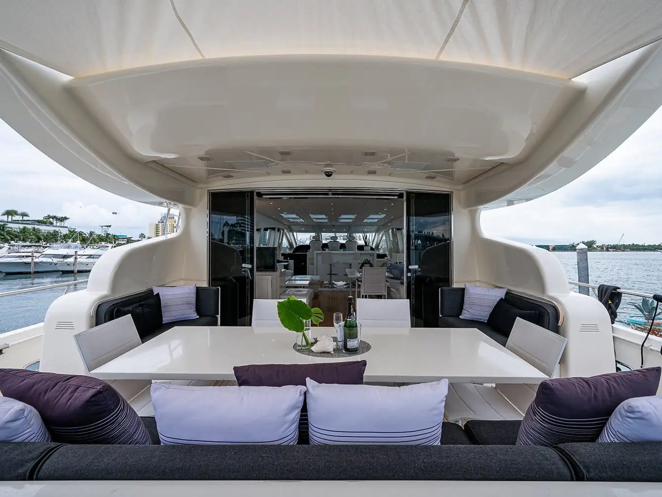 Aft deck sofa lounge on 101′ Leopard Miami