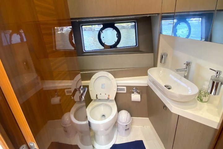 56' SunSeeker - Yacht Rental in Fort Lauderdale, Florida