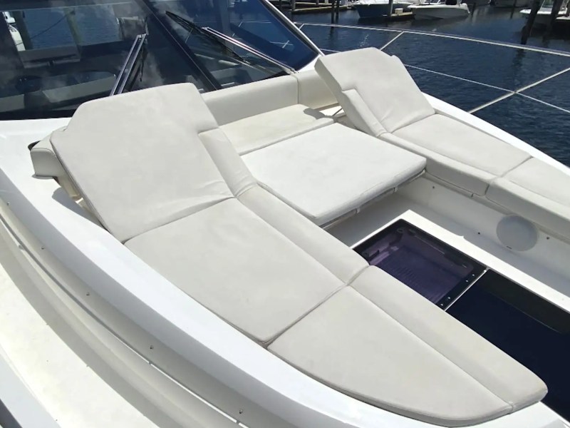 56' SunSeeker - Yacht Rental in Fort Lauderdale, Florida
