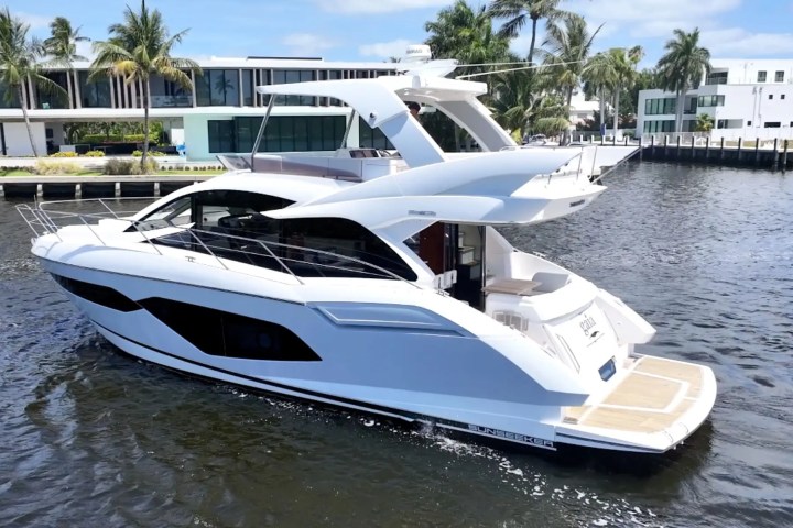 56' SunSeeker - Yacht Rental in Fort Lauderdale, Florida