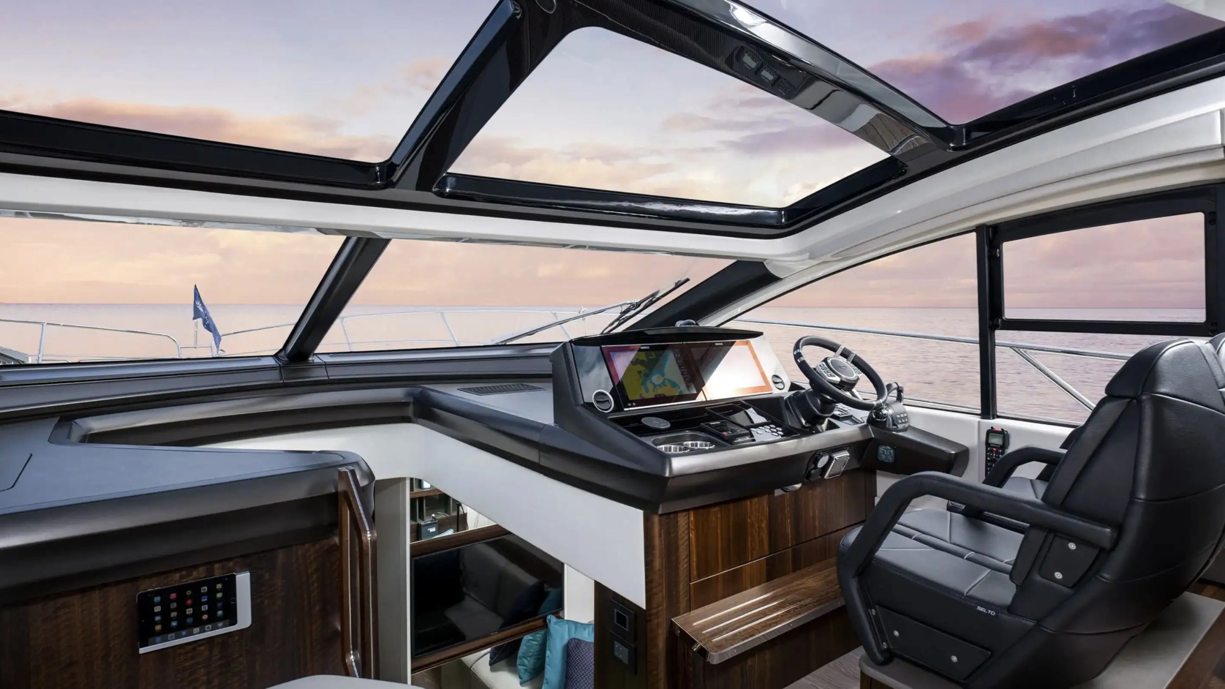 55' Predator - Yacht Rental in Dania Beach, Florida