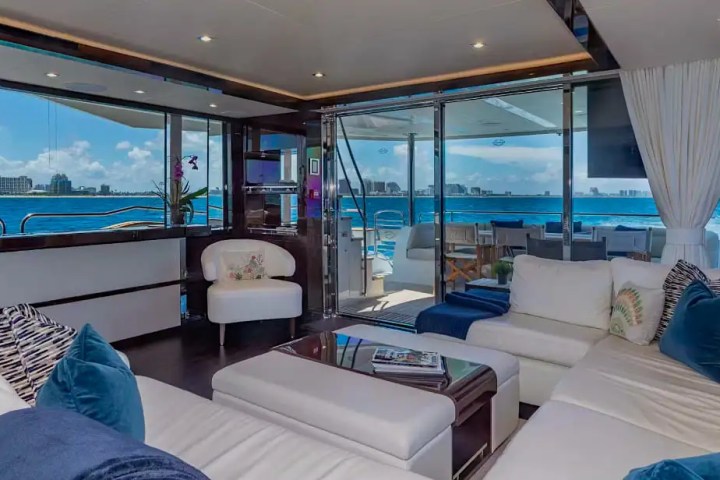 95' SunSeeker - Yacht Rental in Fort Lauderdale, Florida