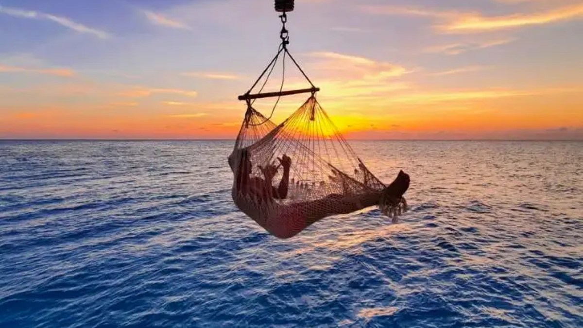 88' Ferretti - Yacht Rental in Fort Lauderdale, Florida