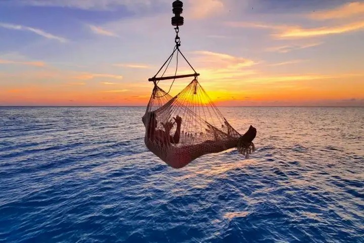 88' Ferretti - Yacht Rental in Fort Lauderdale, Florida