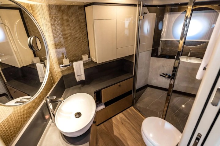 60' Absolute - Yacht Rental in Palm Beach, Florida