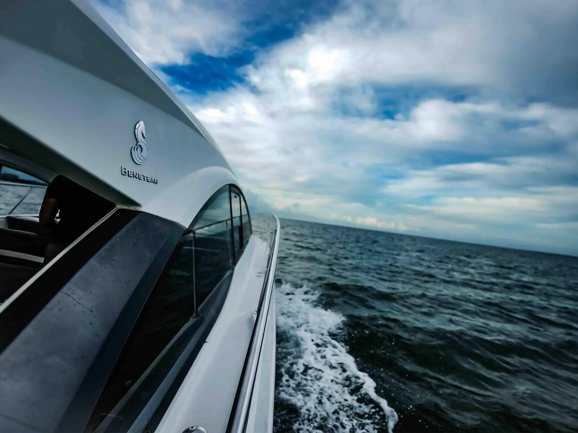 38′ Beneteau bow seating area Key Biscayne