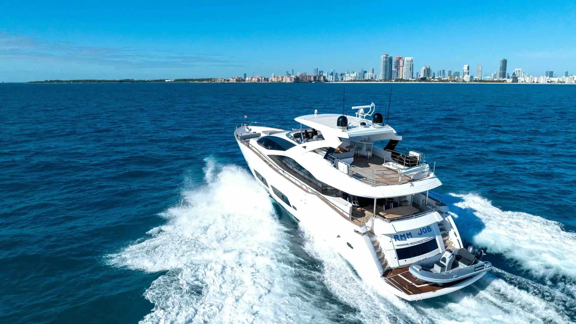 96' Sunseeker - Yacht Rental in Miami Beach, Florida