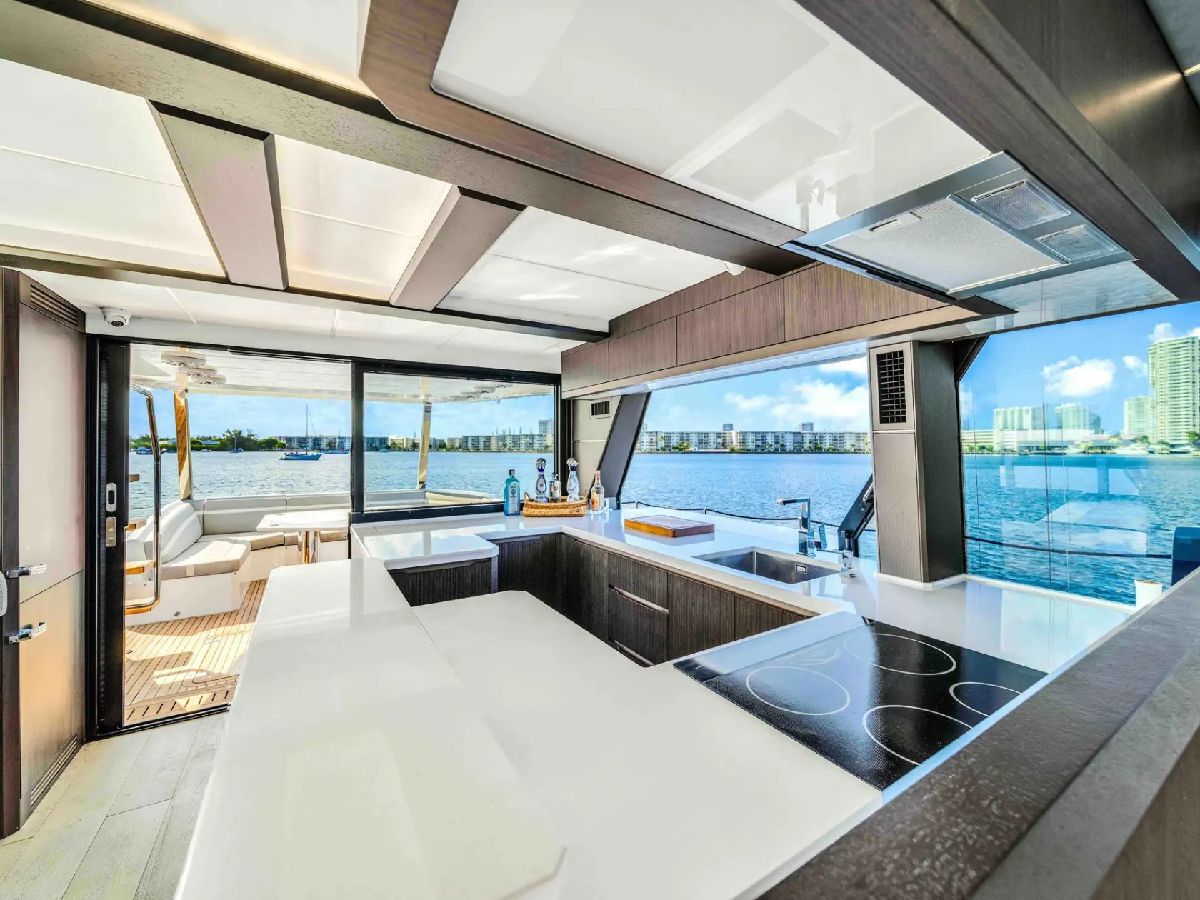 68' Galeon - Yacht Rental in Hollywood, Florida