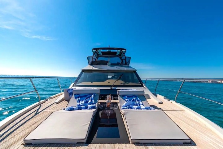 62' Beneteau - Yacht Rental in Miami Beach, Florida