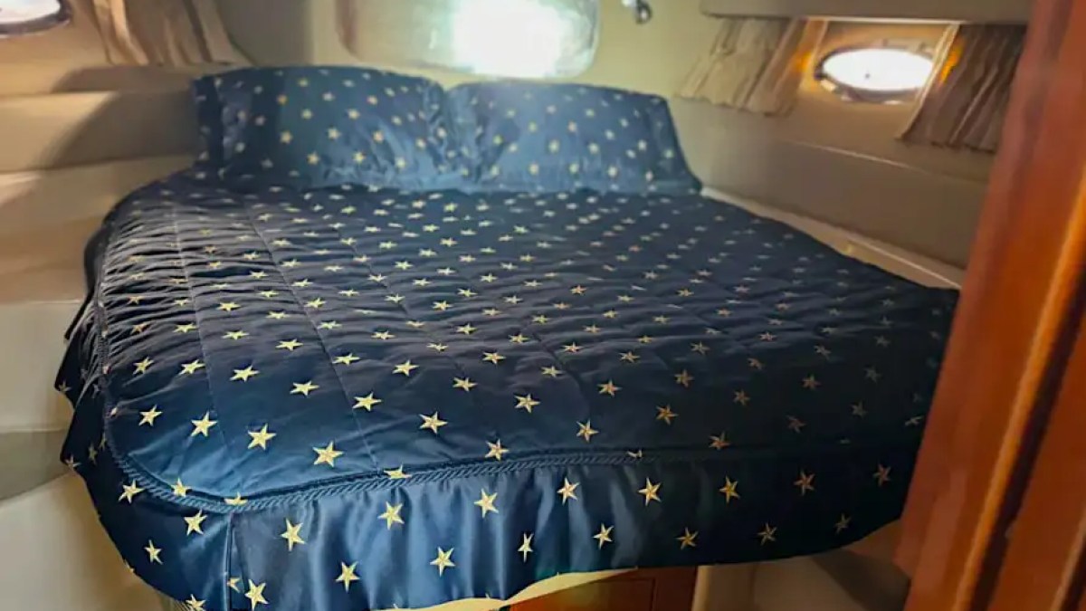 40' Regal - Boat Rental in Sarasota, Florida