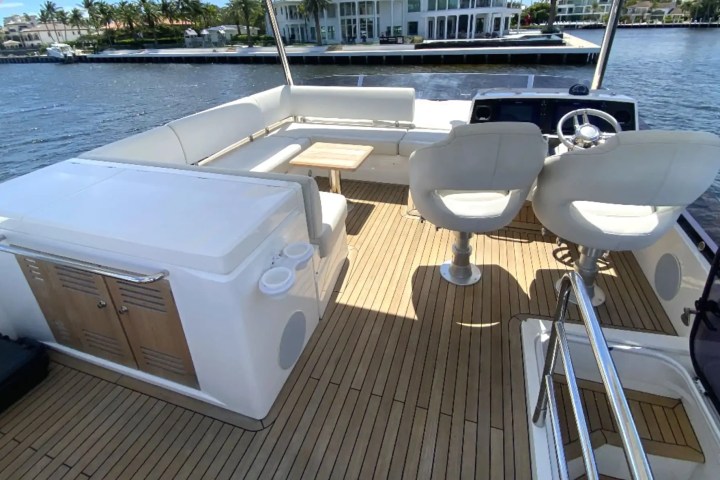 56' SunSeeker - Yacht Rental in Fort Lauderdale, Florida