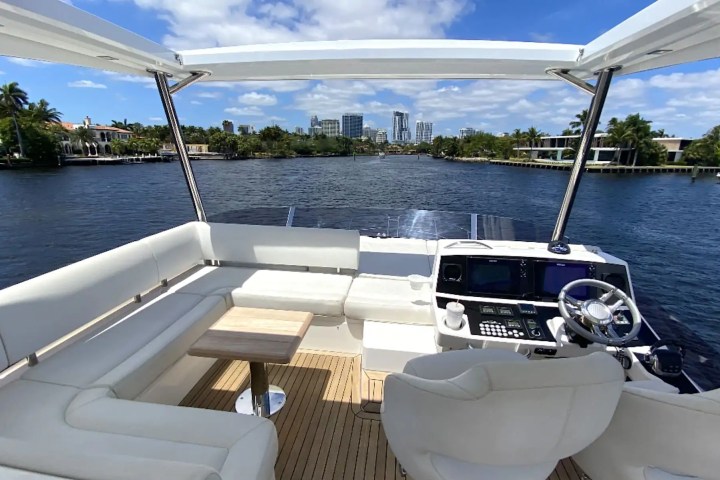 56' SunSeeker - Yacht Rental in Fort Lauderdale, Florida