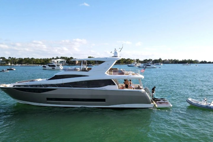 75' Prestige - Yacht Rental in Palm Beach, Florida