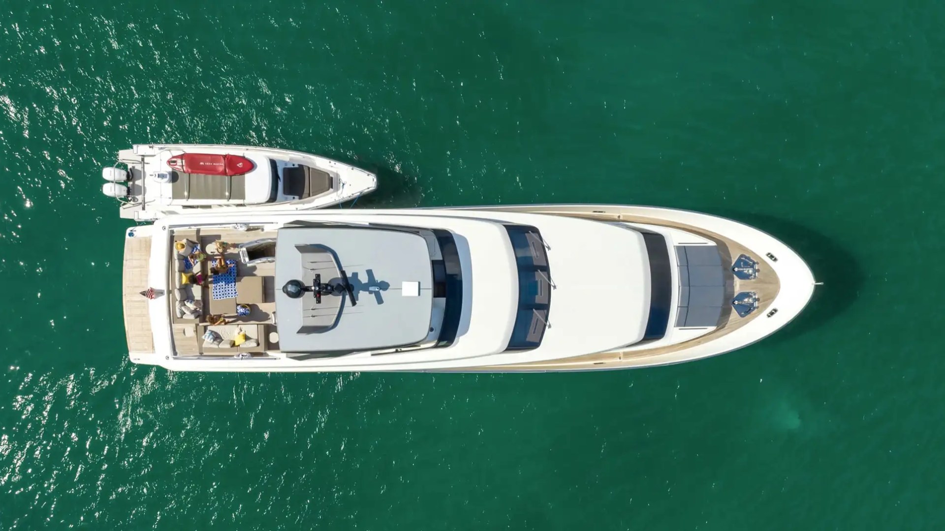 97' San Lorenzo - Yacht Rental in Miami Beach, Florida