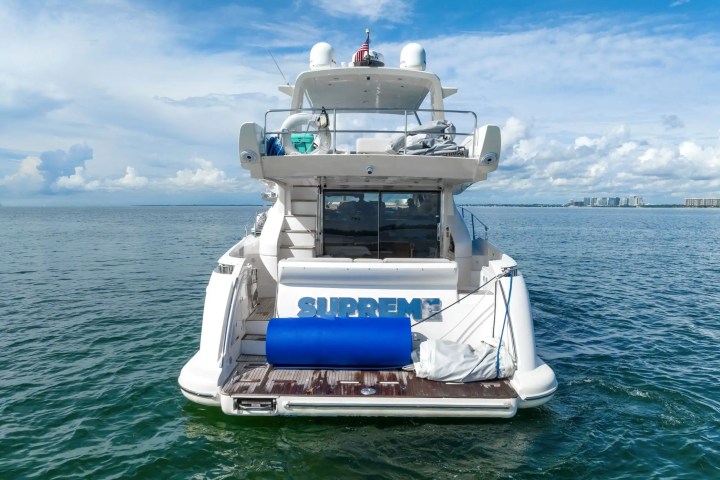 62' Azimut - Yacht Rental in Miami Beach, Florida