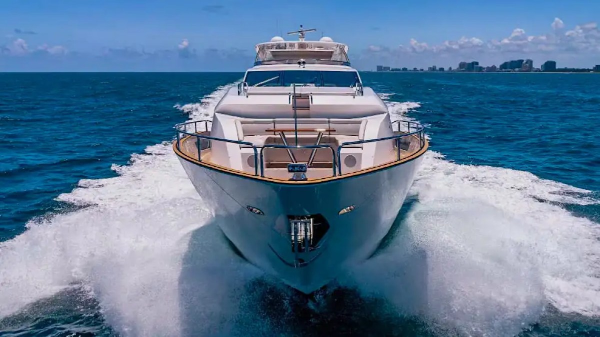 95' SunSeeker - Yacht Rental in Fort Lauderdale, Florida