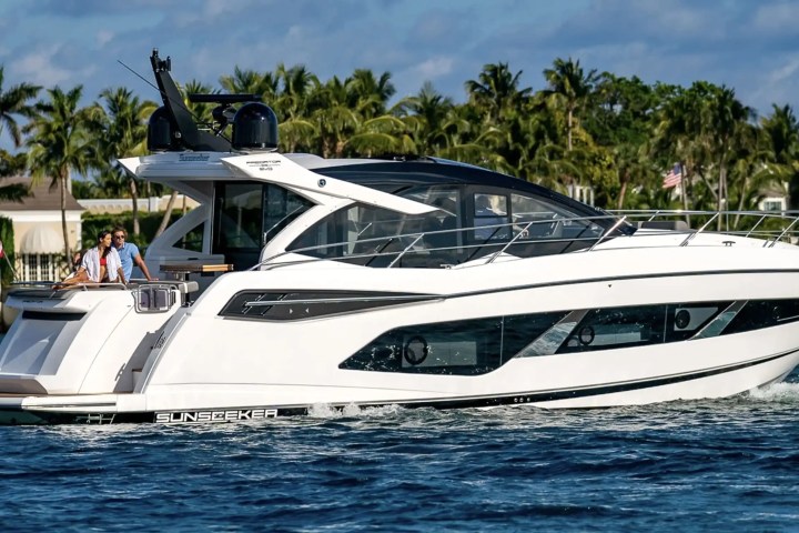 55' Predator - Yacht Rental in Dania Beach, Florida