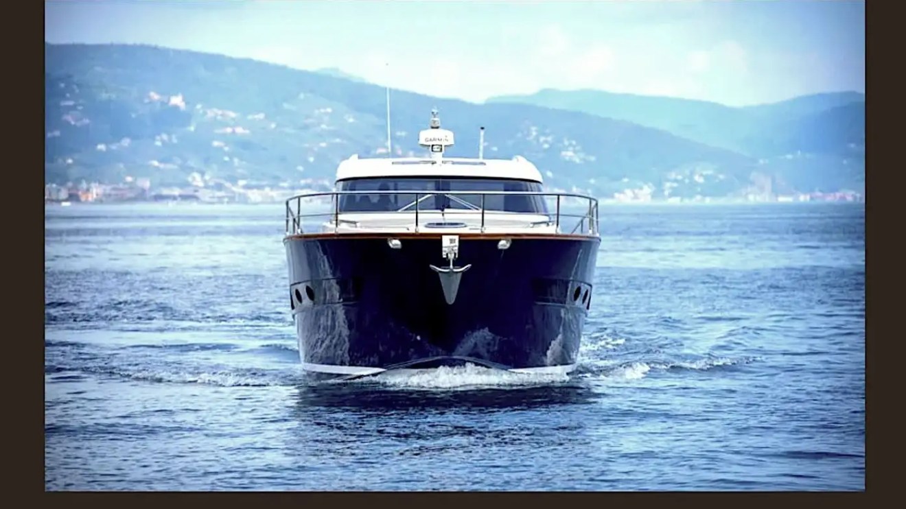 45′ Austin Parker sunset cruise Miami