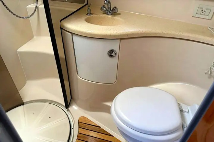 40' Regal - Boat Rental in Sarasota, Florida