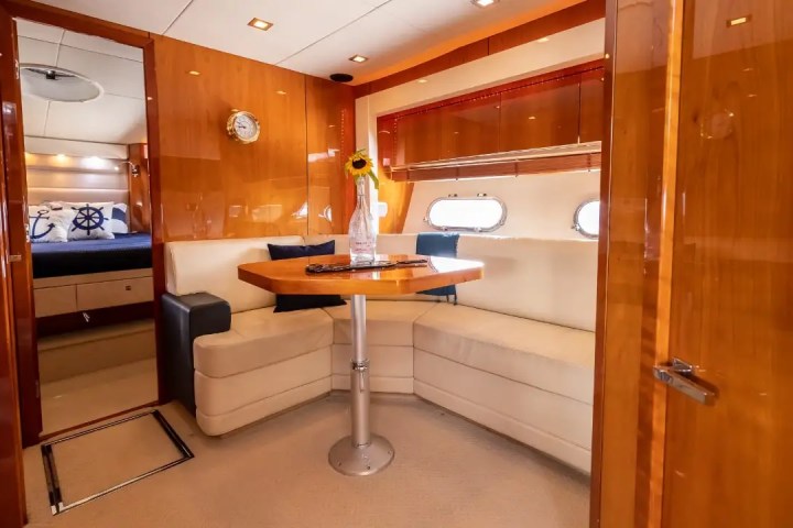 64' SunSeeker - Yacht Rental in Jupiter, Florida