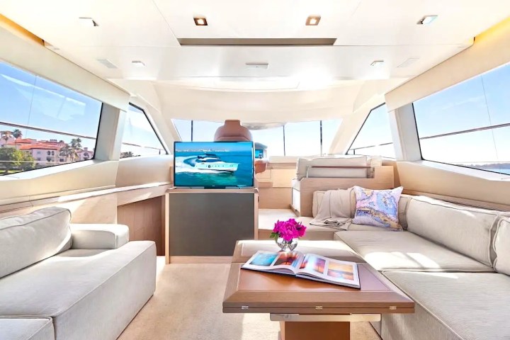 62′ Beneteau interior detail finishes Aventura – image 12