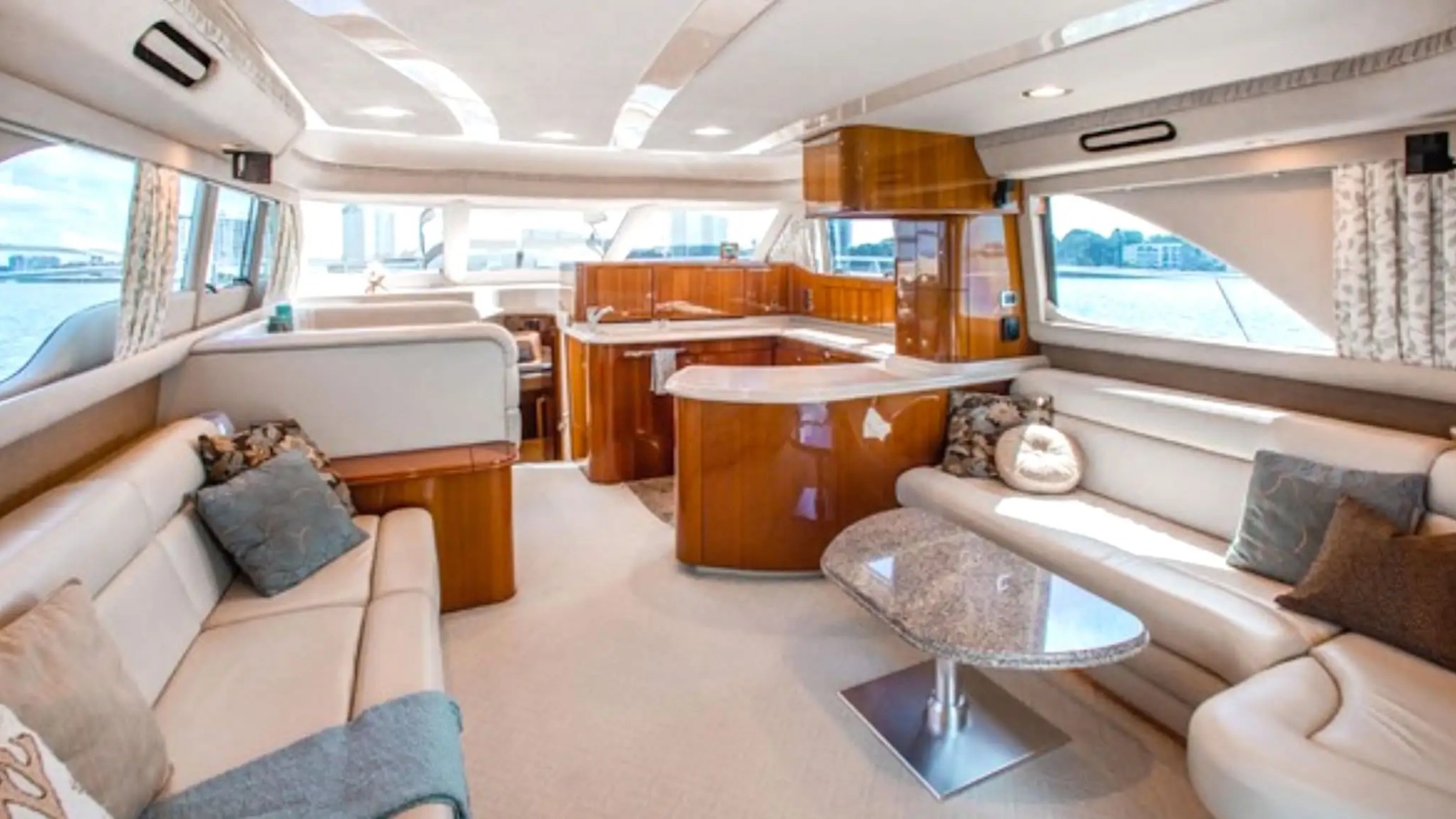 58' SeaRay - Yacht Rental in Fort Lauderdale, Florida